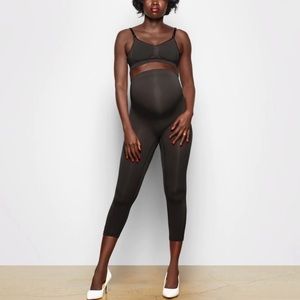 New Skims Maternity Solutionwear Tight in S/M